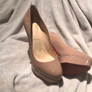 Christian louboutin pumps authentic